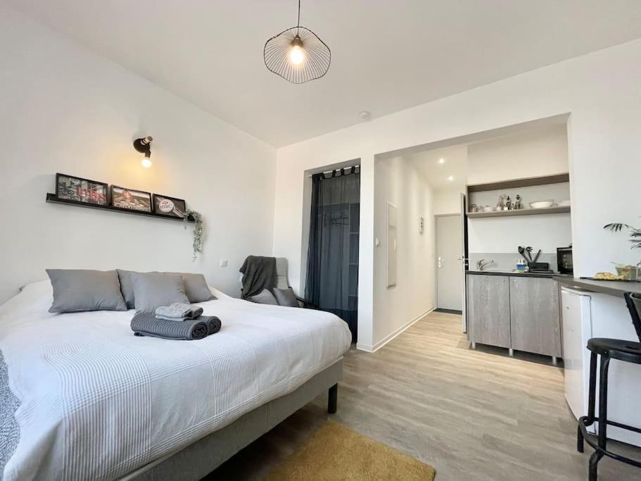 Le Paradis Fiscal, 5Min Bale, Parking Prive Saint-Louis  Luaran gambar